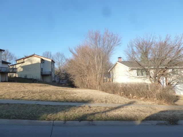 2007 10th St Coralville IA 52241