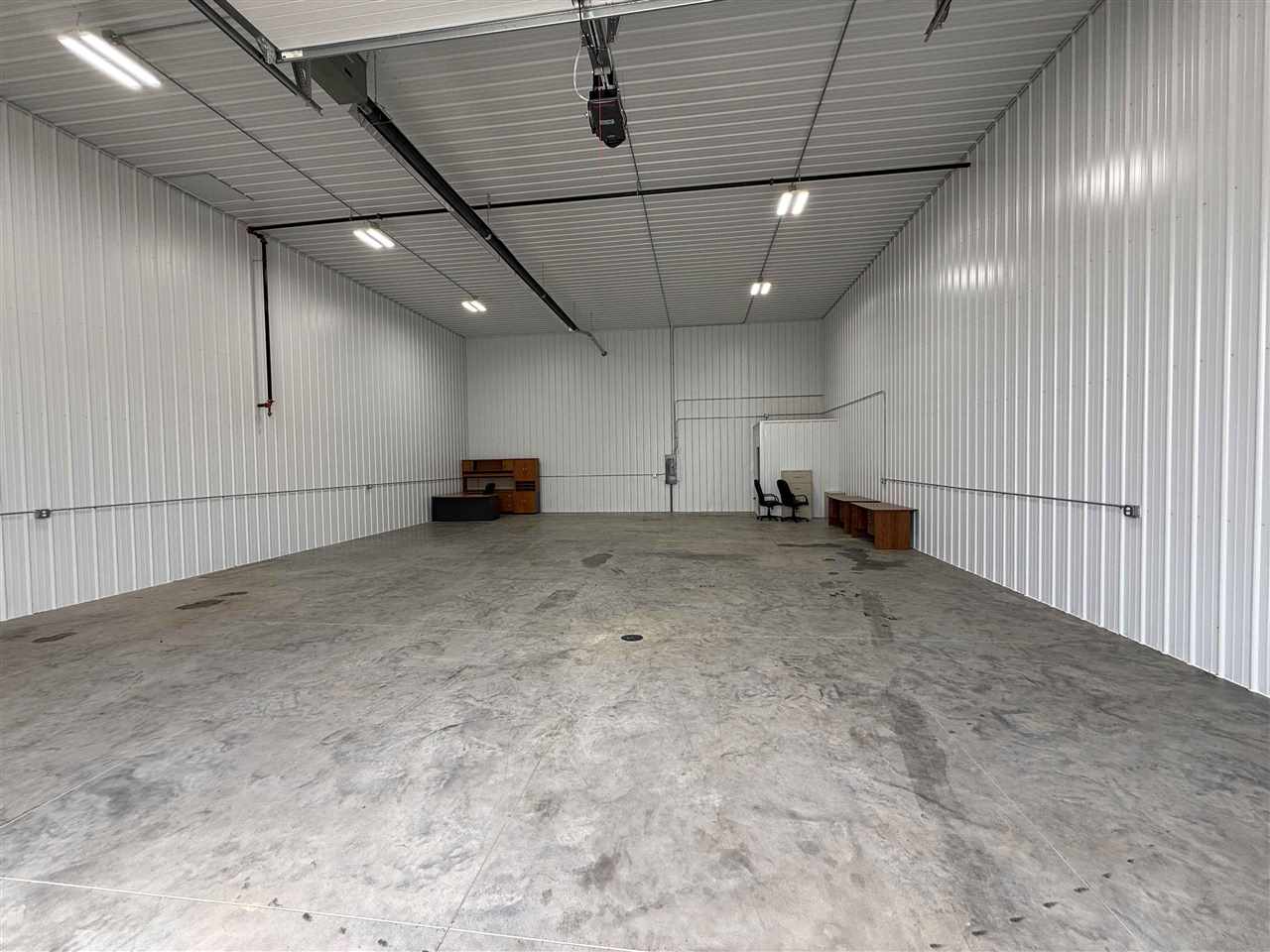 5259 Oak Crest Hill Rd SE #5A Hills IA 52235