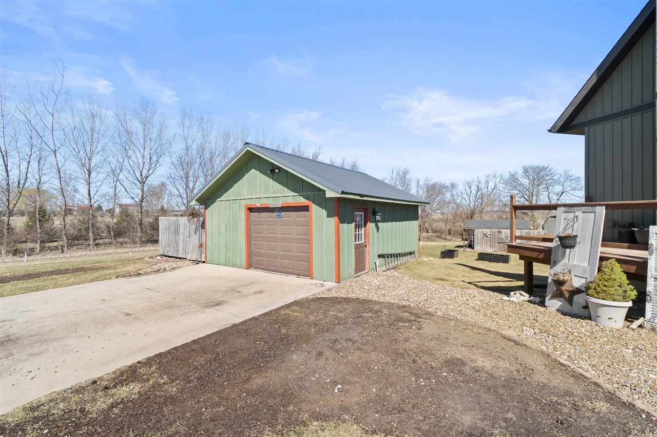 Property Photo 35