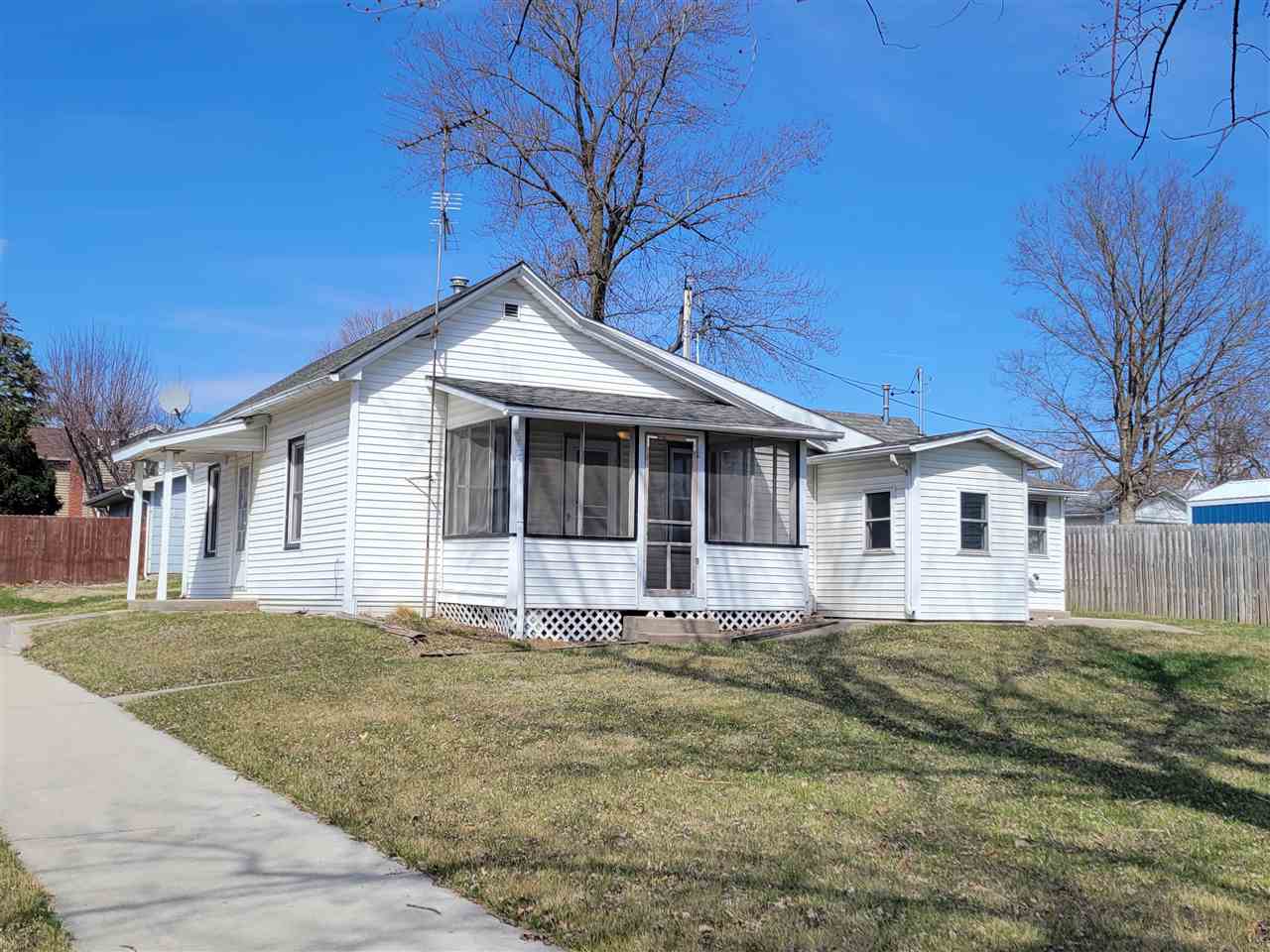 Property Photo 1