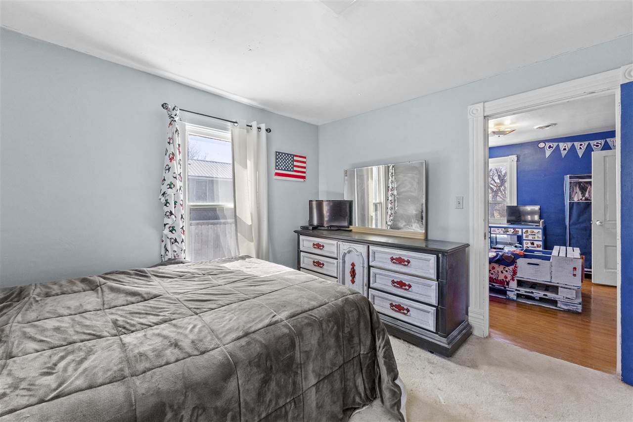 Property Photo 25