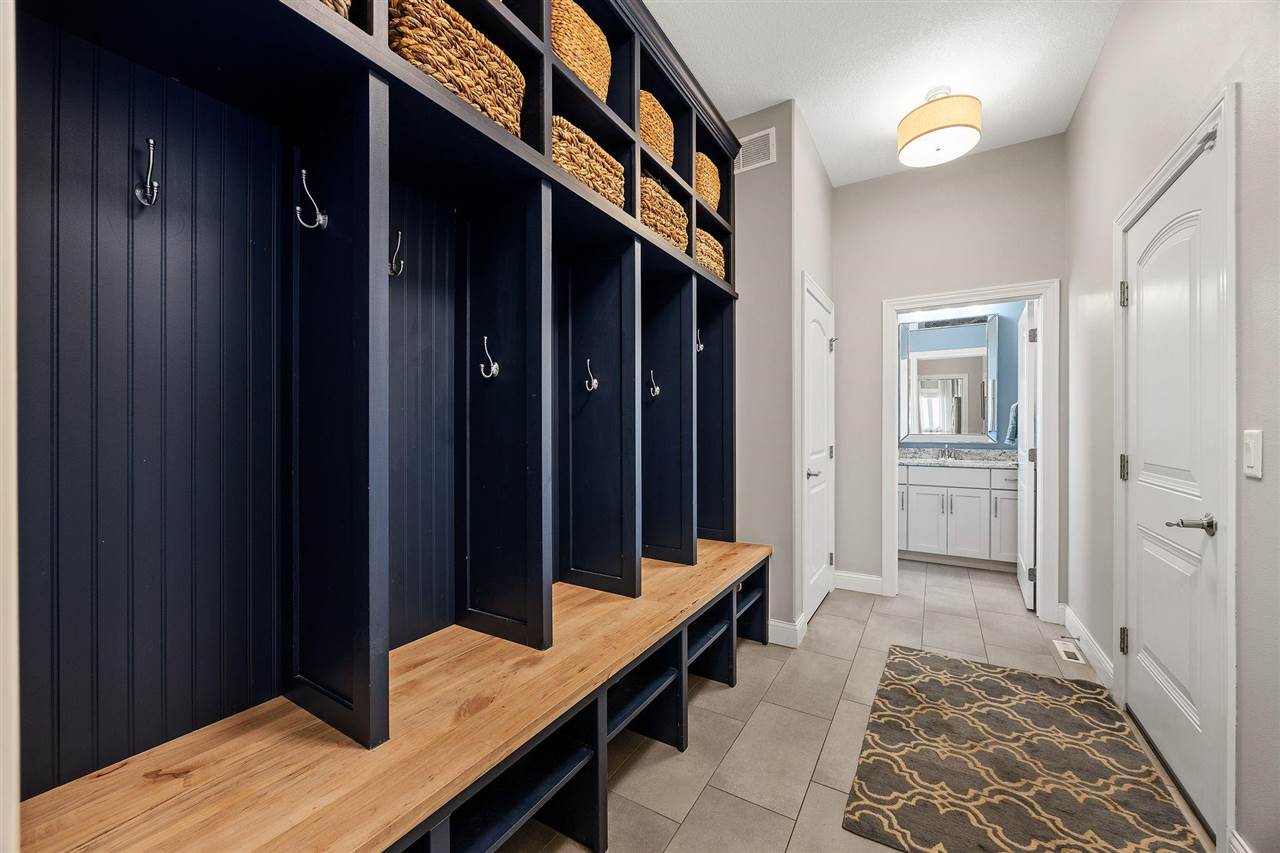 Property Photo 23