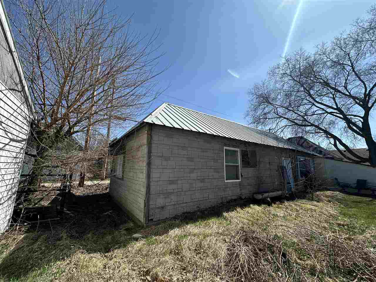 Property Photo 23