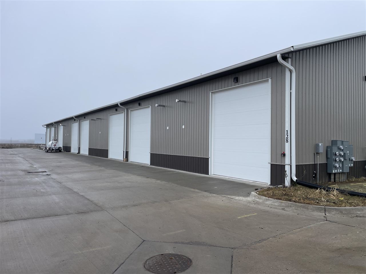 128 Greenfield Dr #Unit E Tiffin IA 52340