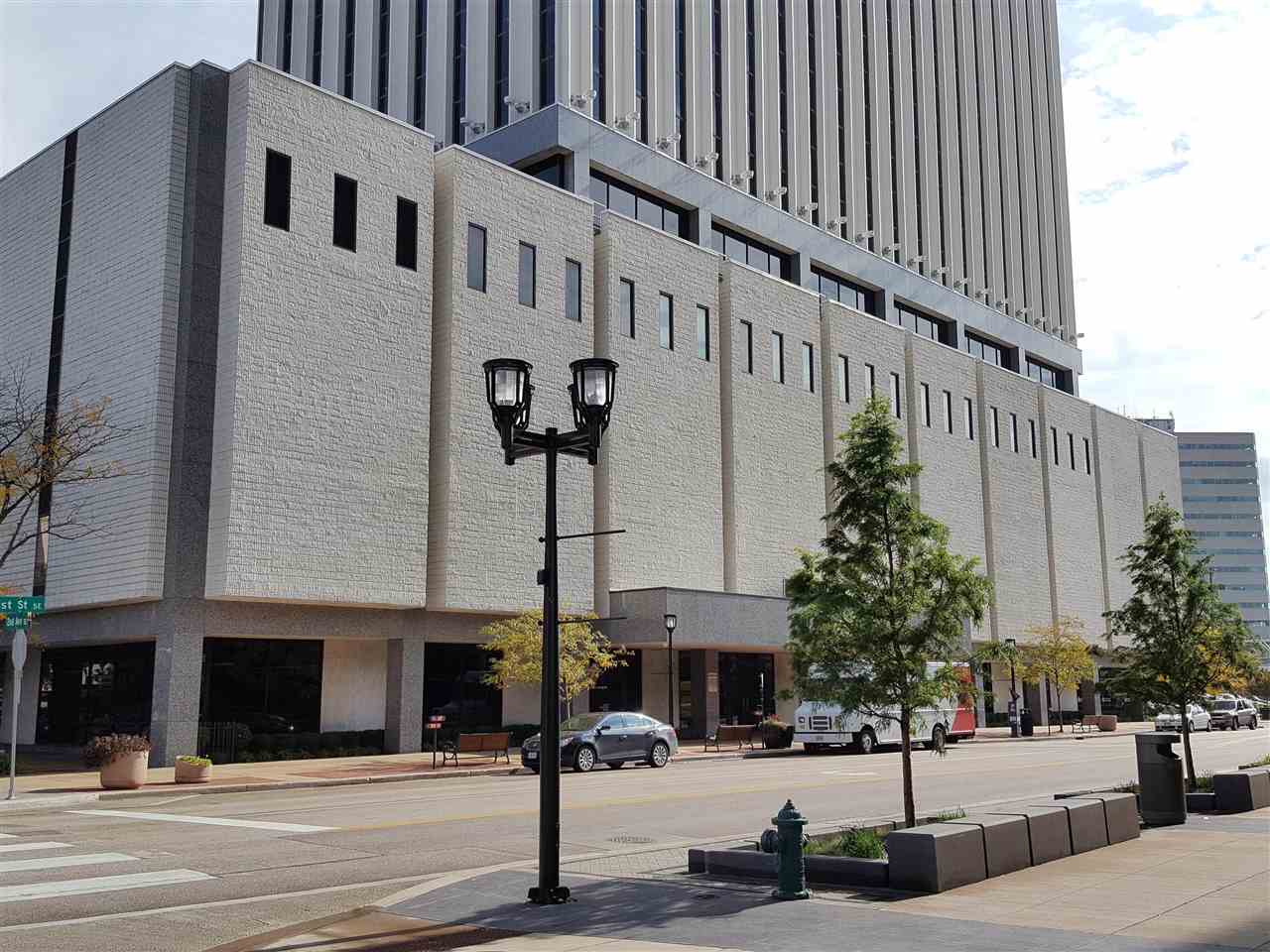 200 1st Street SE #Floor 1 602 SF CedarRapids IA 52401