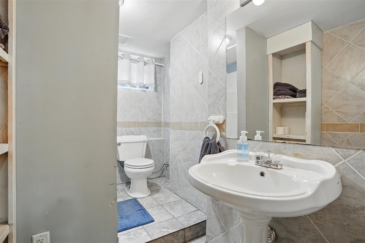 Property Photo 23