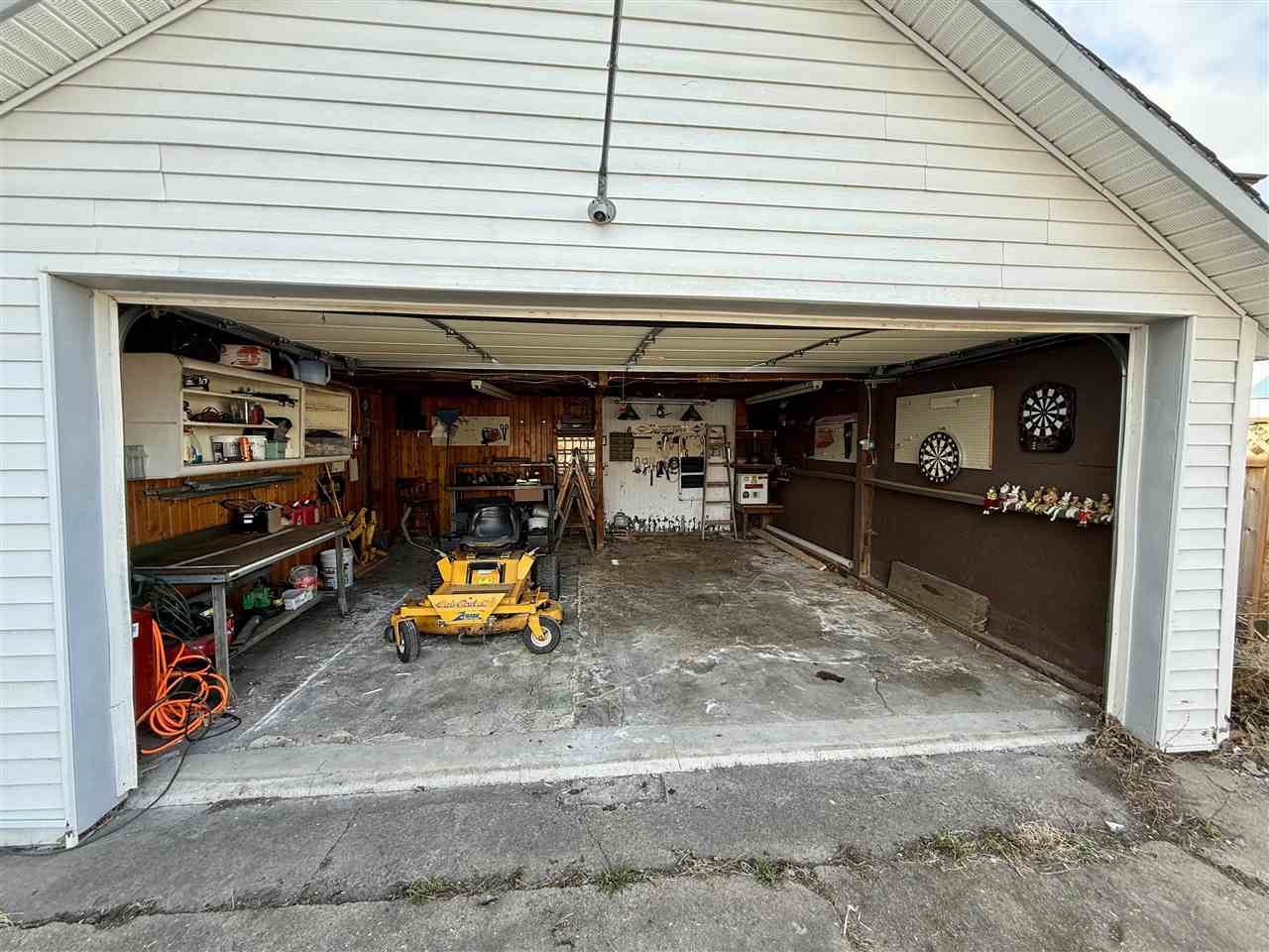 154 E Hilton St Marengo IA 52301