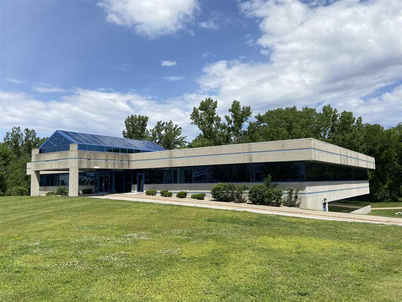 6300 Rockwell Dr NE #A CedarRapids IA 52402