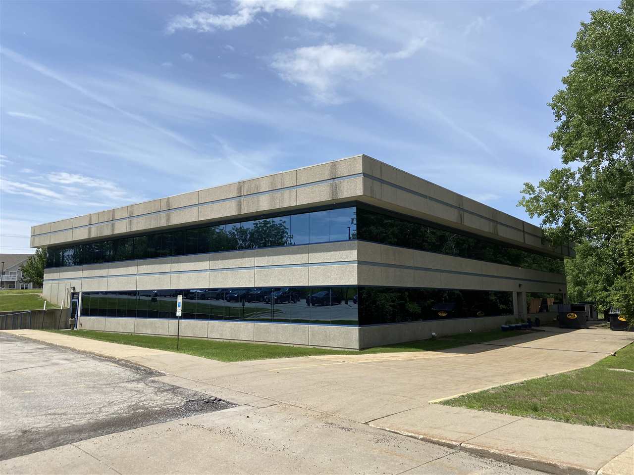 6300 Rockwell Dr NE #A CedarRapids IA 52402
