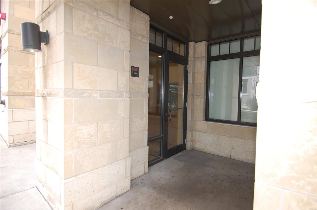 250 E Court St IowaCity IA 52240