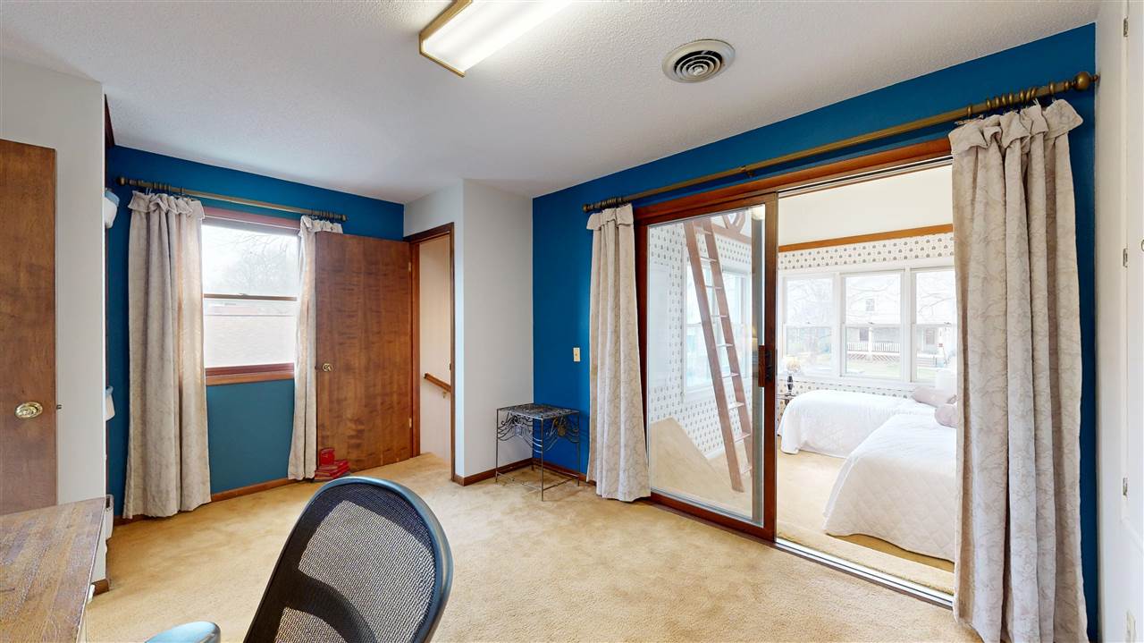 Property Photo 35