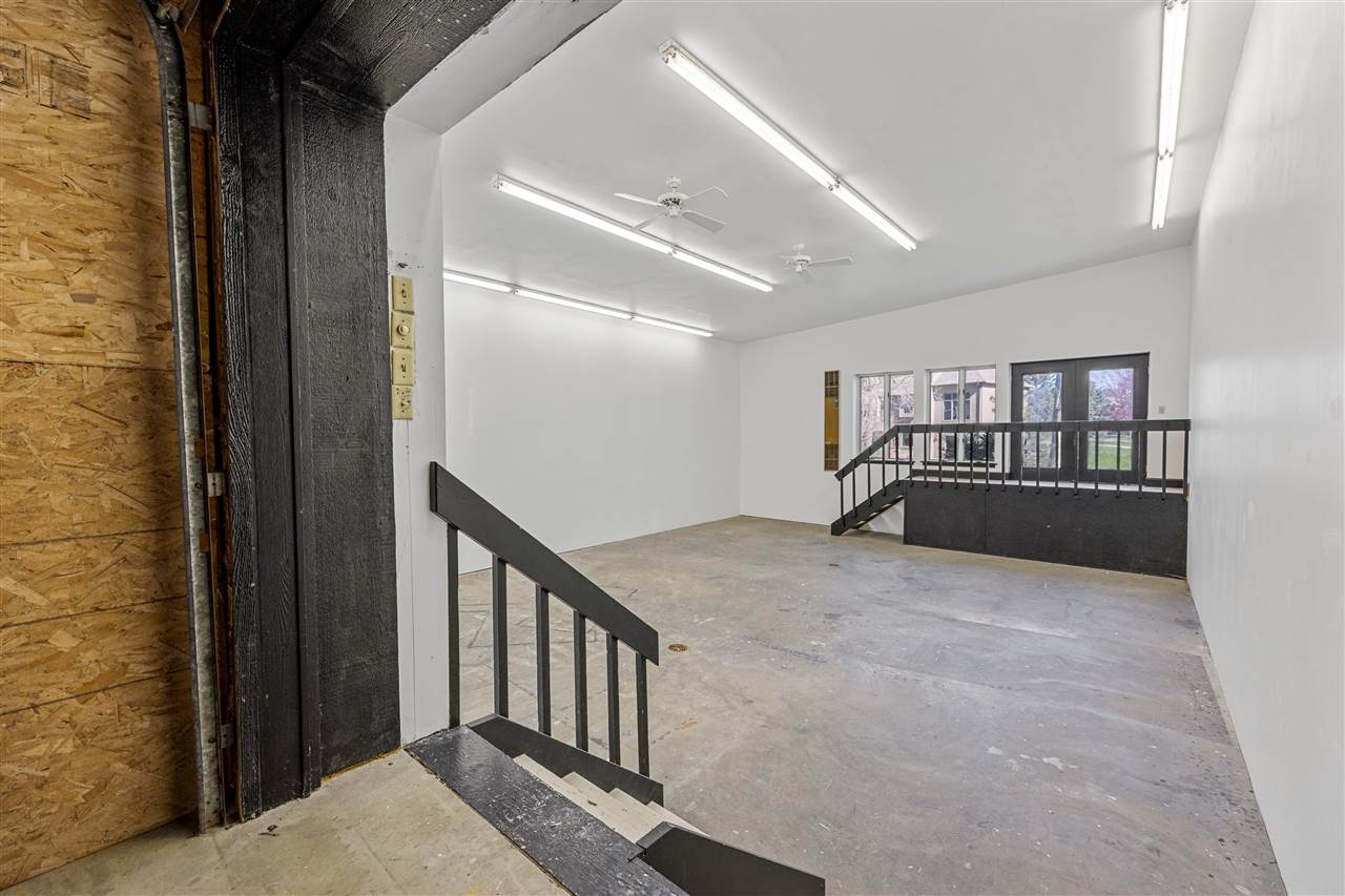 Property Photo 23