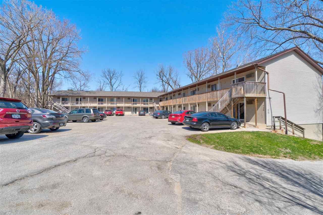 732,736,740 Michael St. IowaCity IA 52246