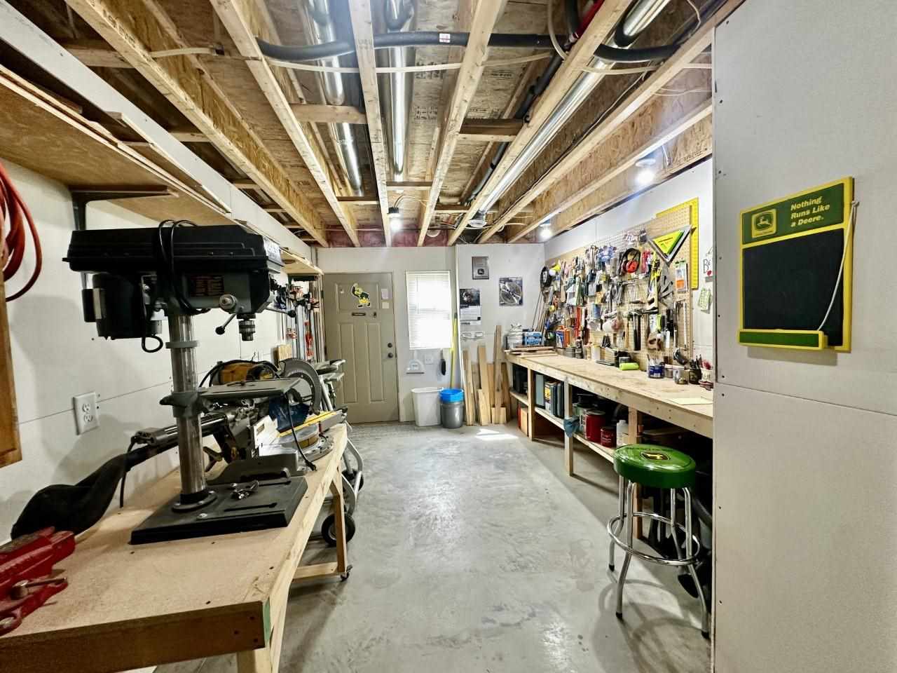 Property Photo 43