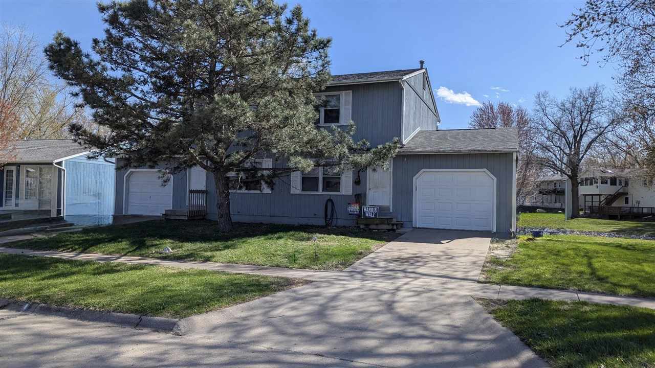 415-457 Heritage Pl NorthLiberty IA 52317