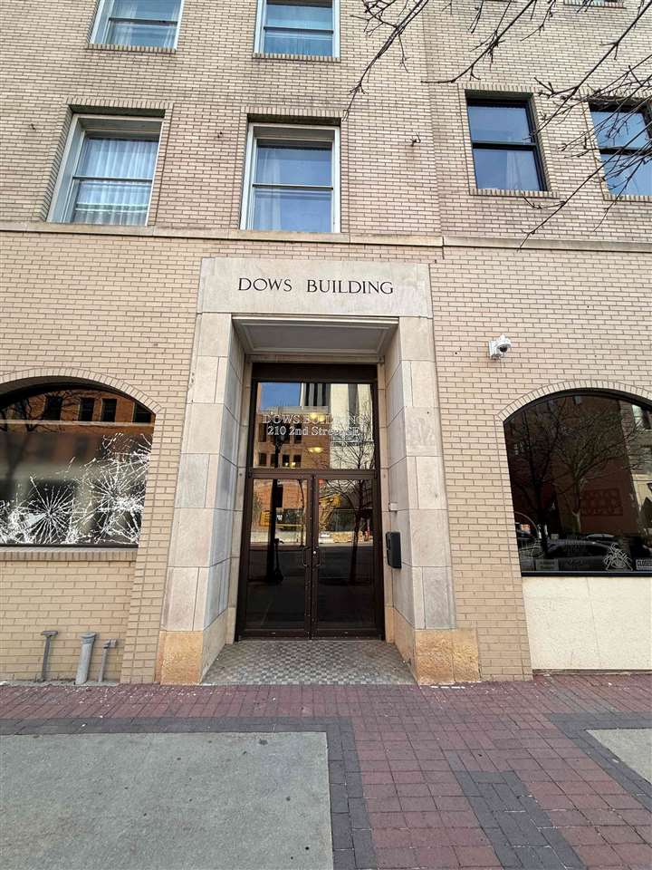 210 2nd St SE #204 CedarRapids IA 52401