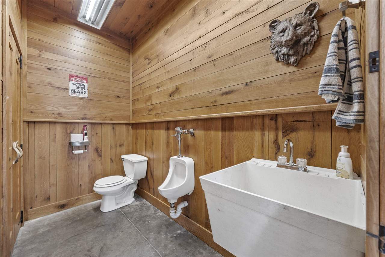 Property Photo 35