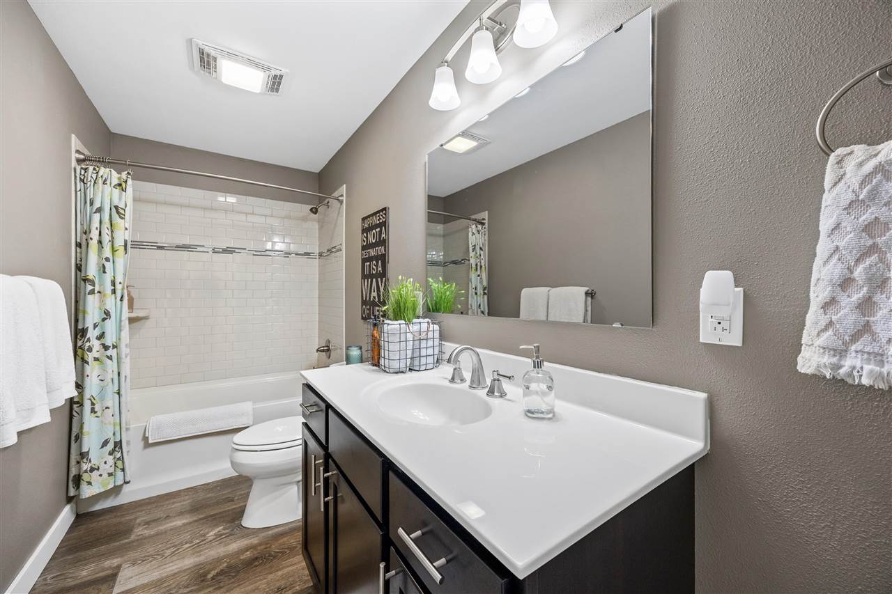 Property Photo 53