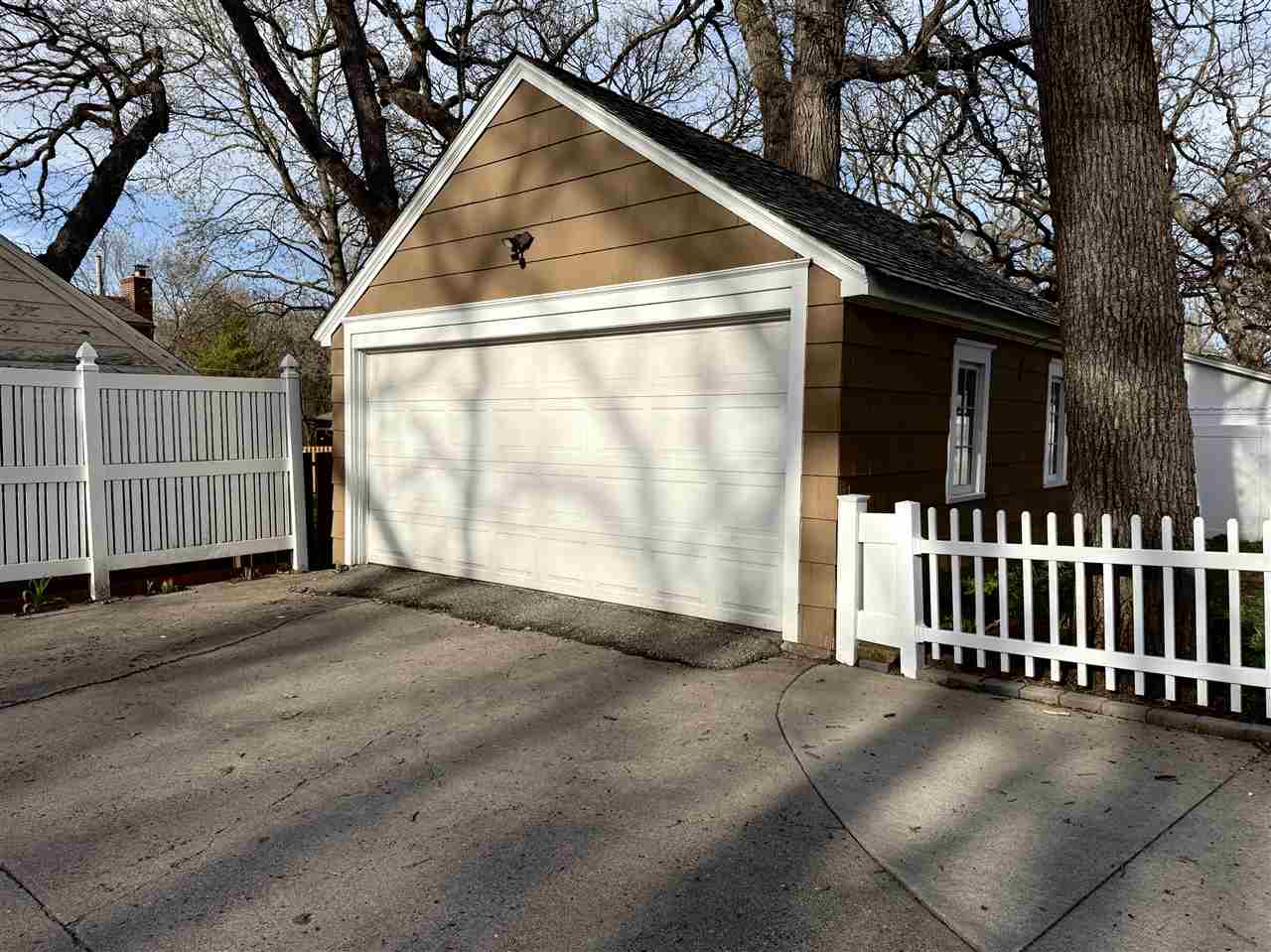 Property Photo 24