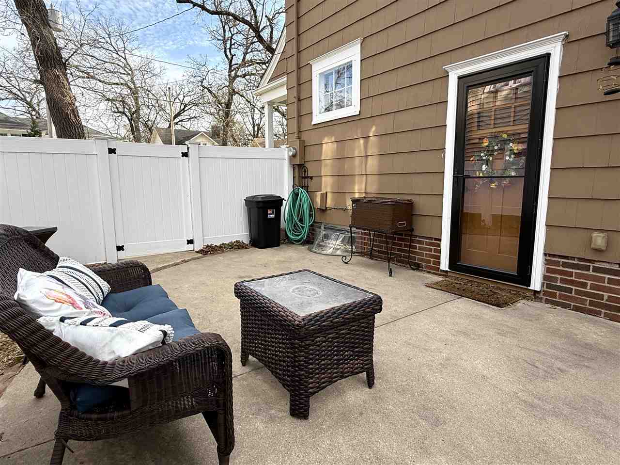 Property Photo 25