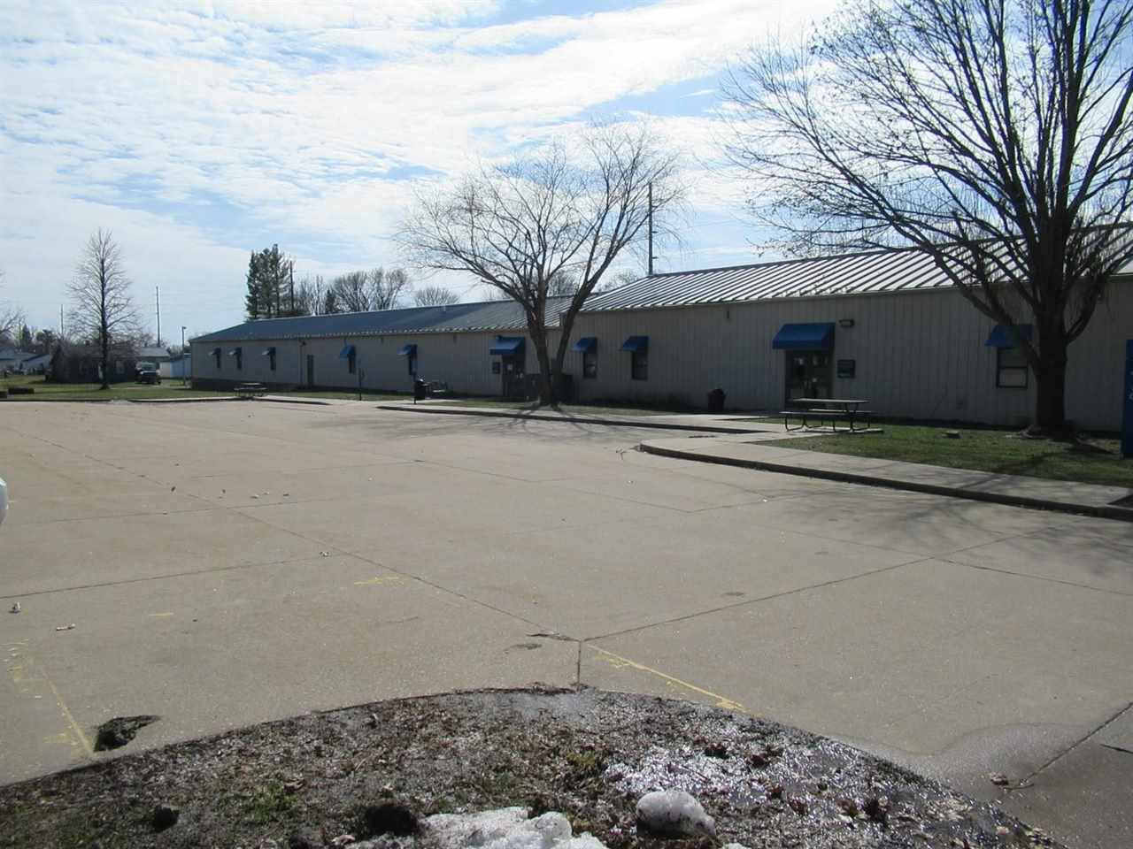 401 W 9th Street Tipton IA 52772