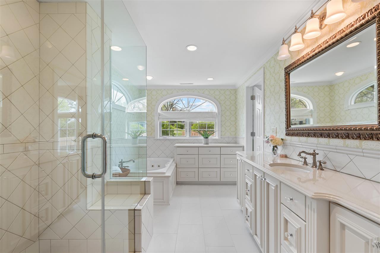 Property Photo 44