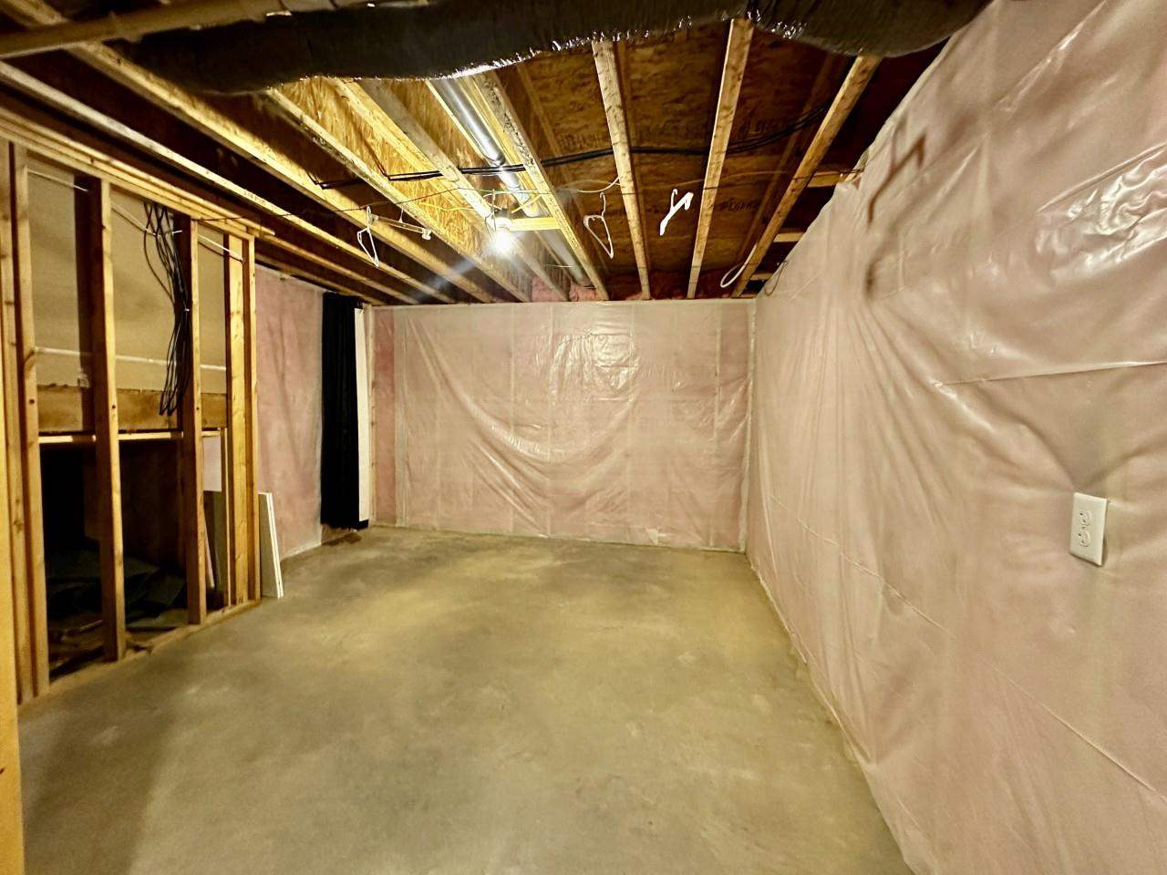 Property Photo 43