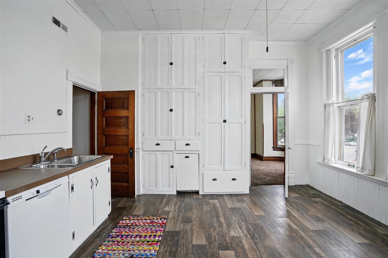 Property Photo 38
