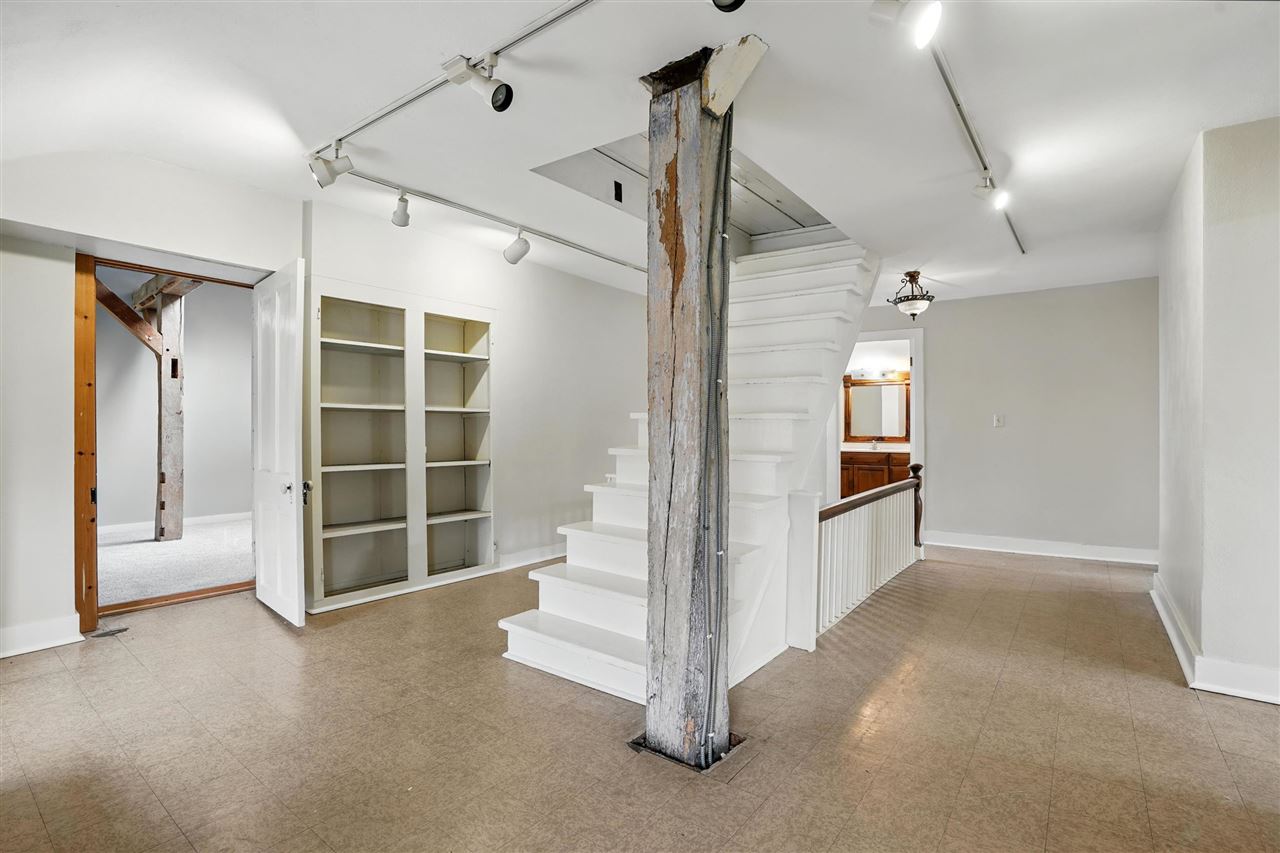 Property Photo 40