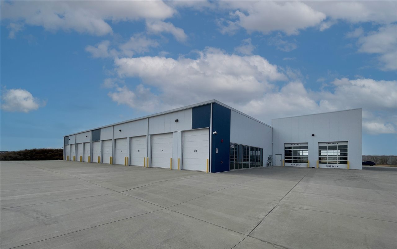 6900 Partners Ave #B1 #C Marion IA 52302