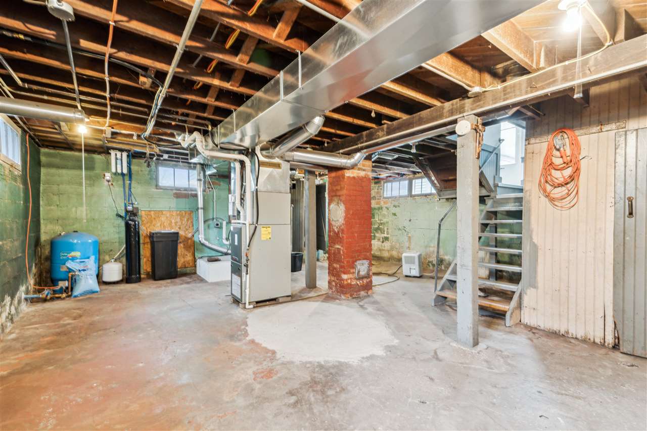 Property Photo 27