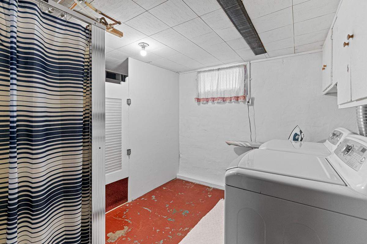 Property Photo 33