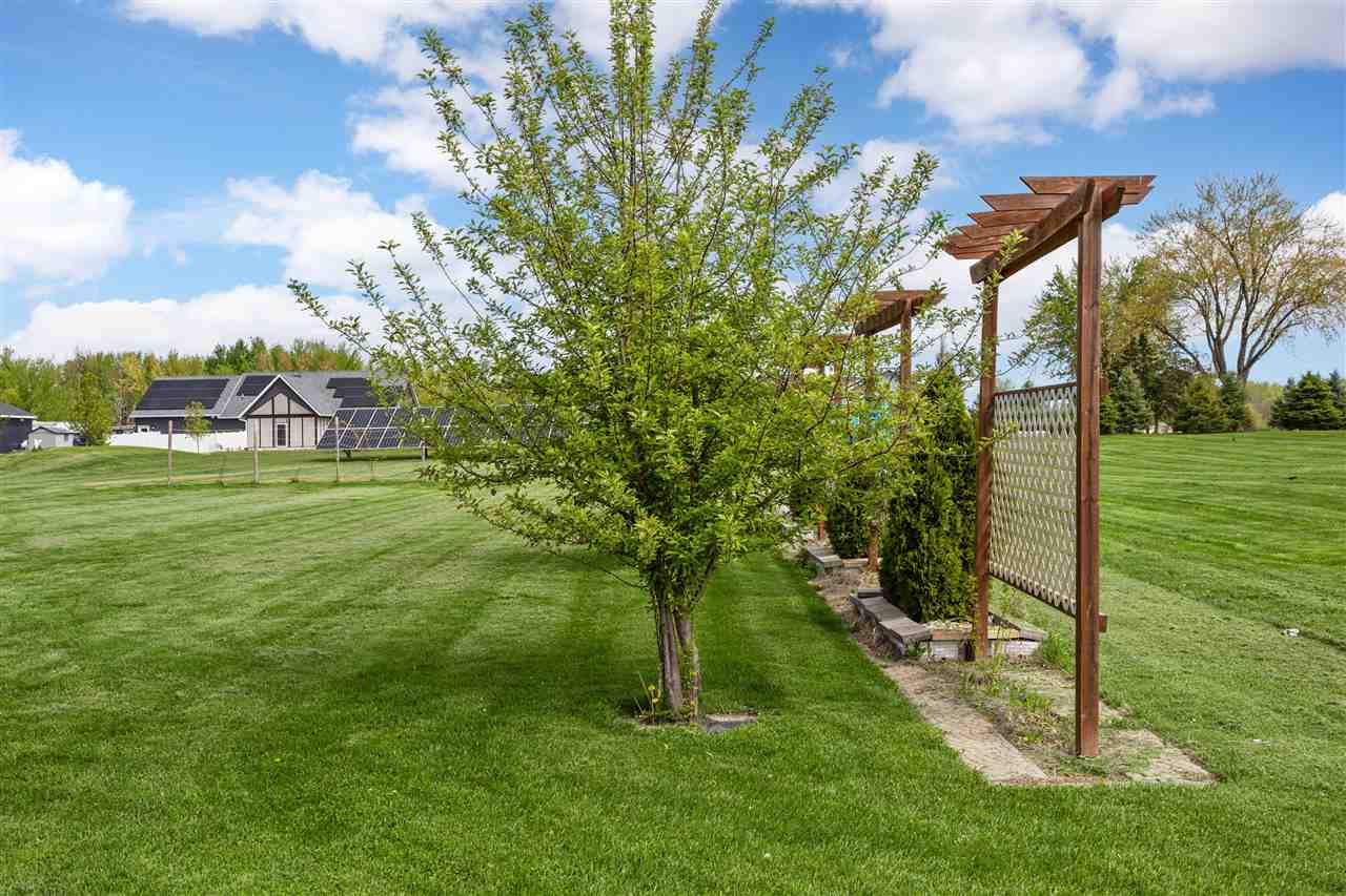Property Photo 38
