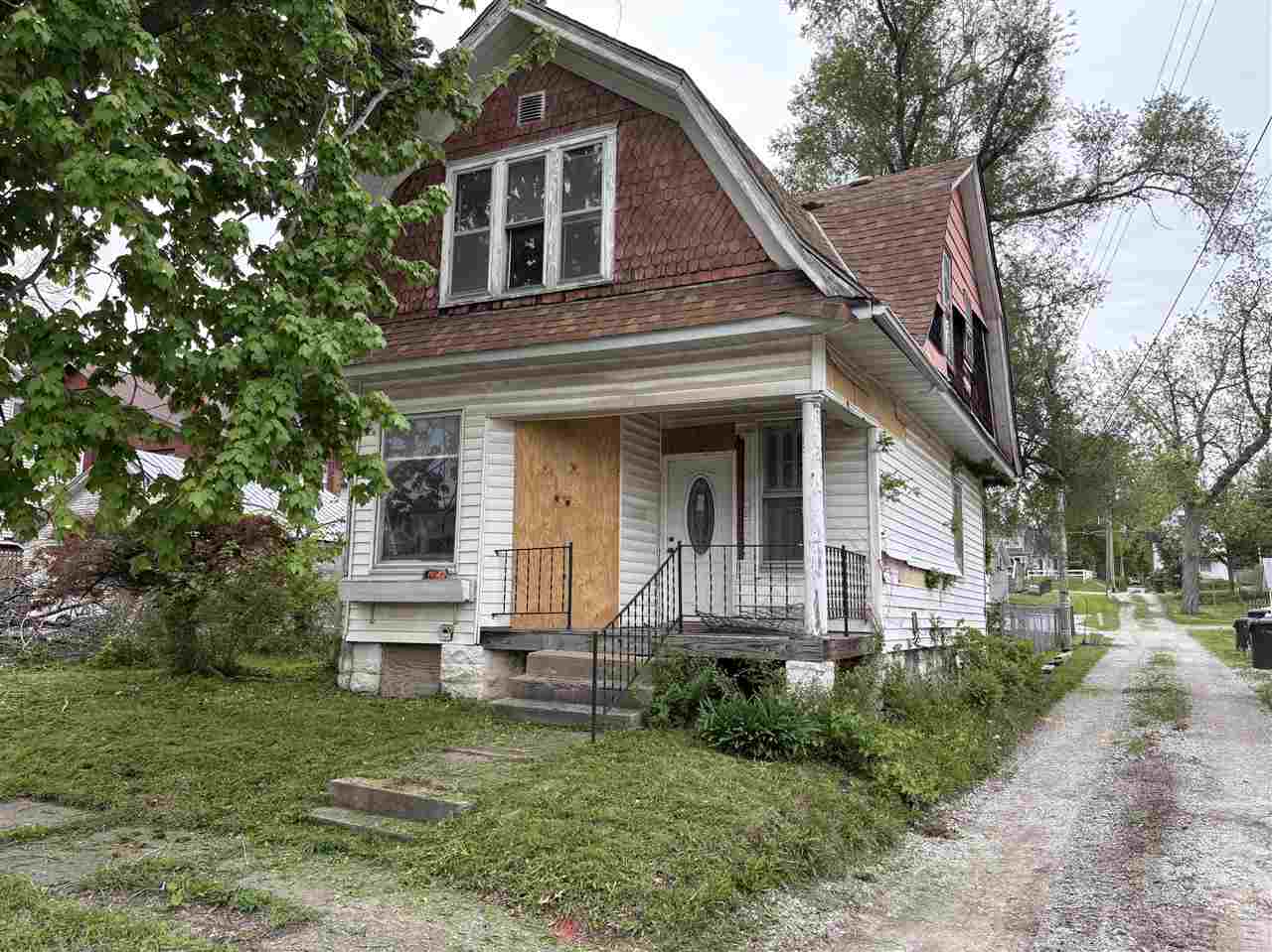 Property Photo 1