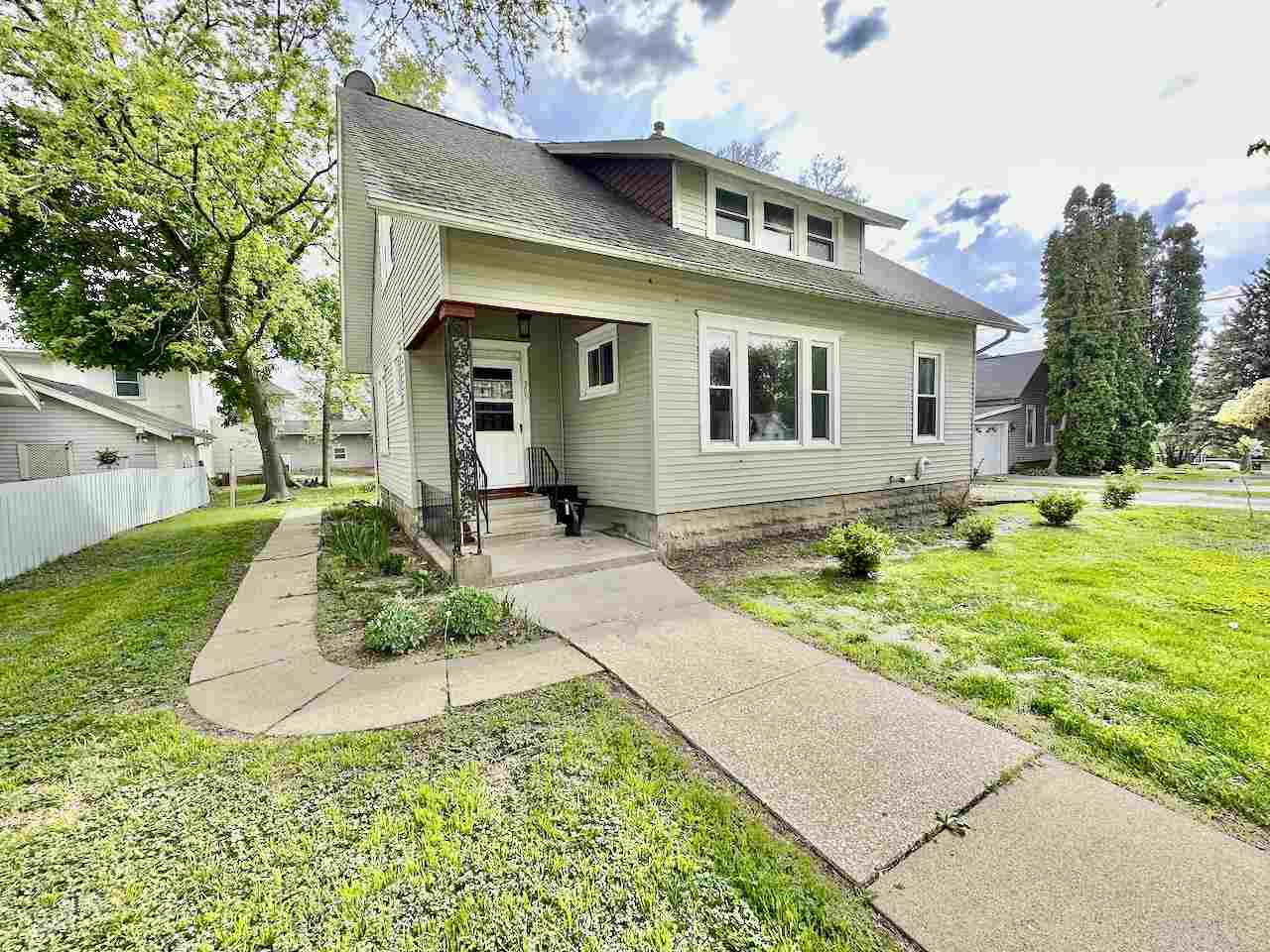 Property Photo 1