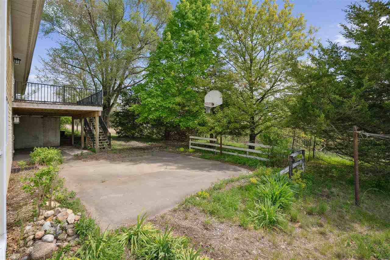 Property Photo 32