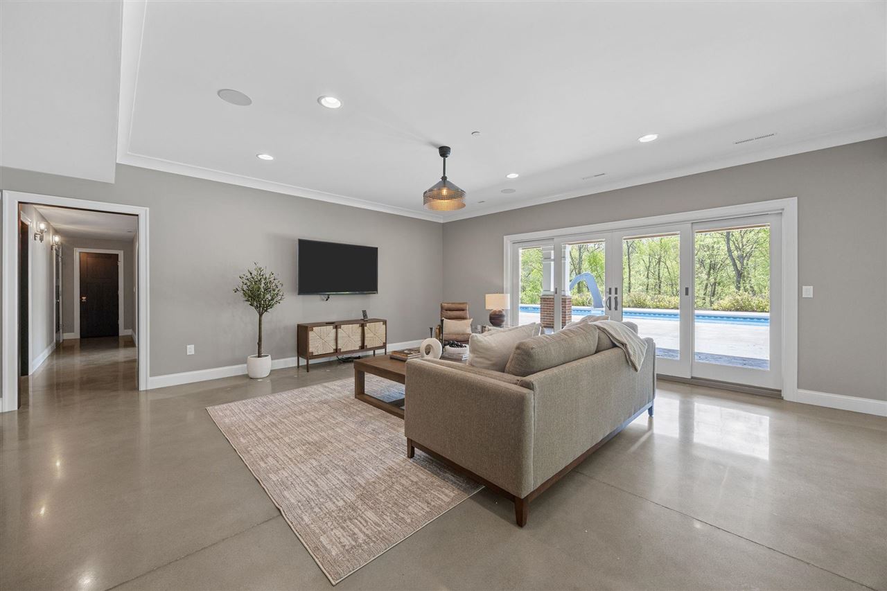 Property Photo 46