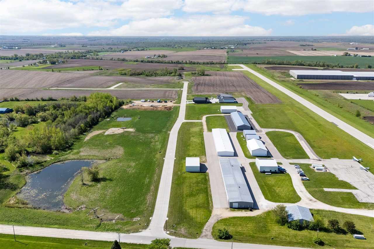 492 Aircom Drive Marion IA 52302
