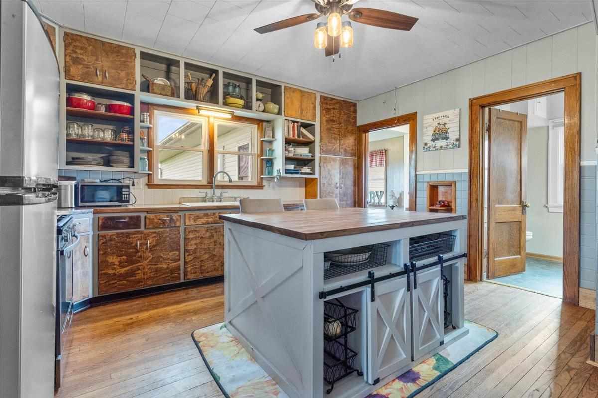 Property Photo 9