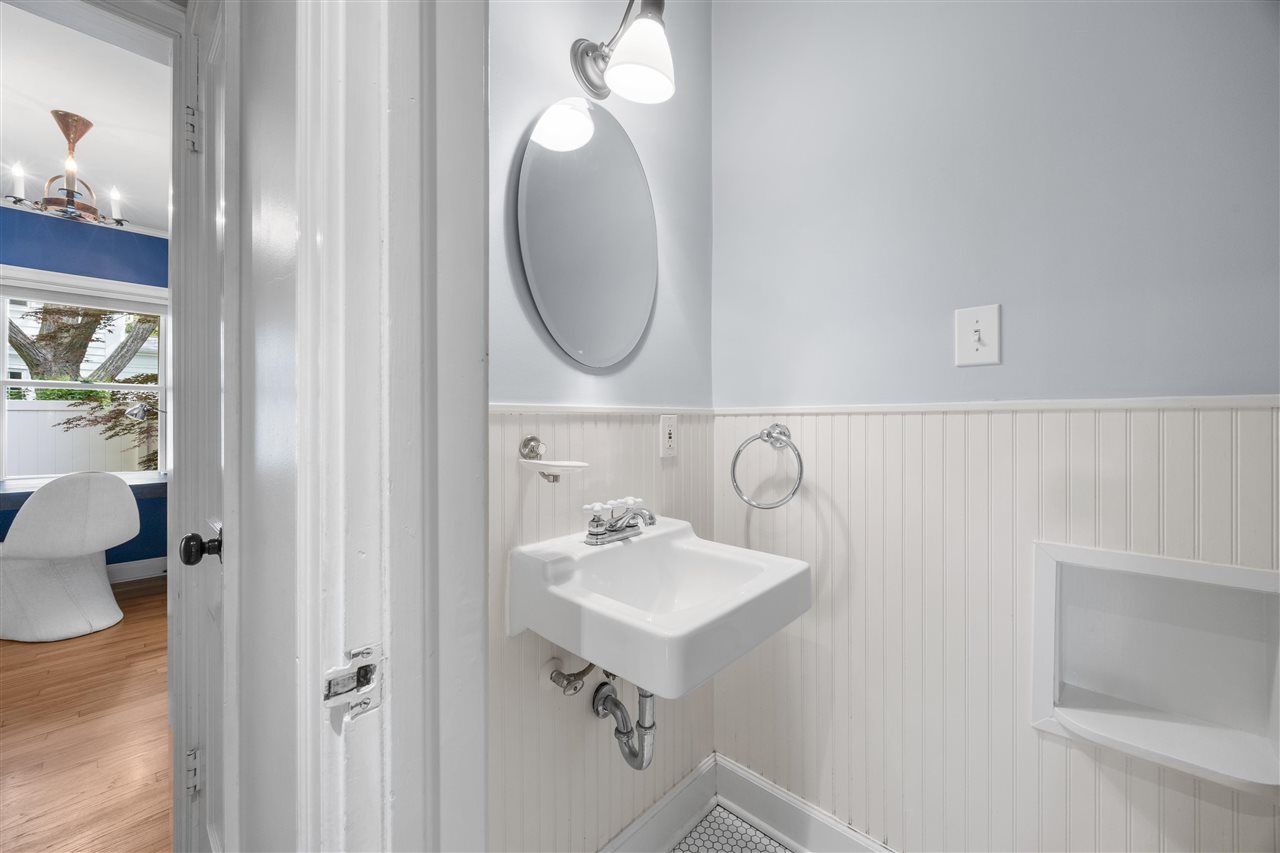 Property Photo 30