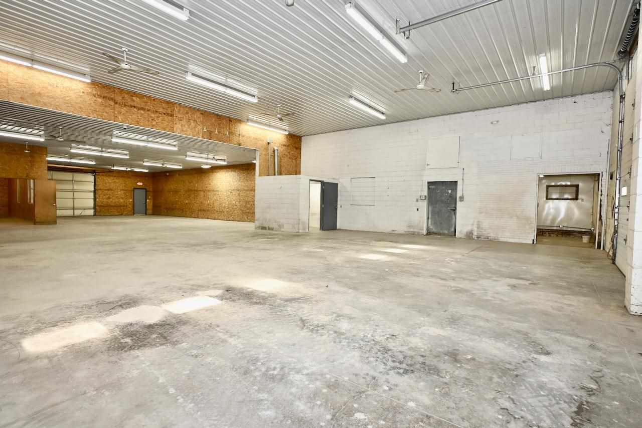 Property Photo 28
