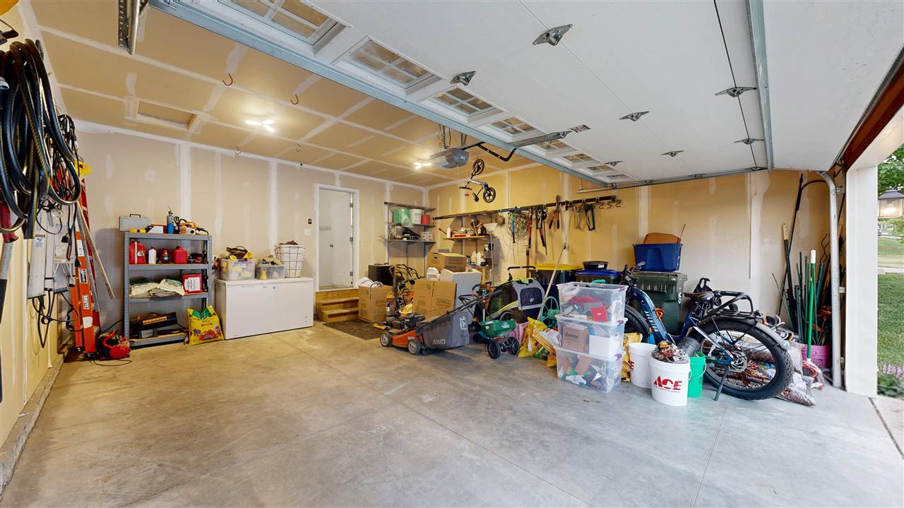 Property Photo 37