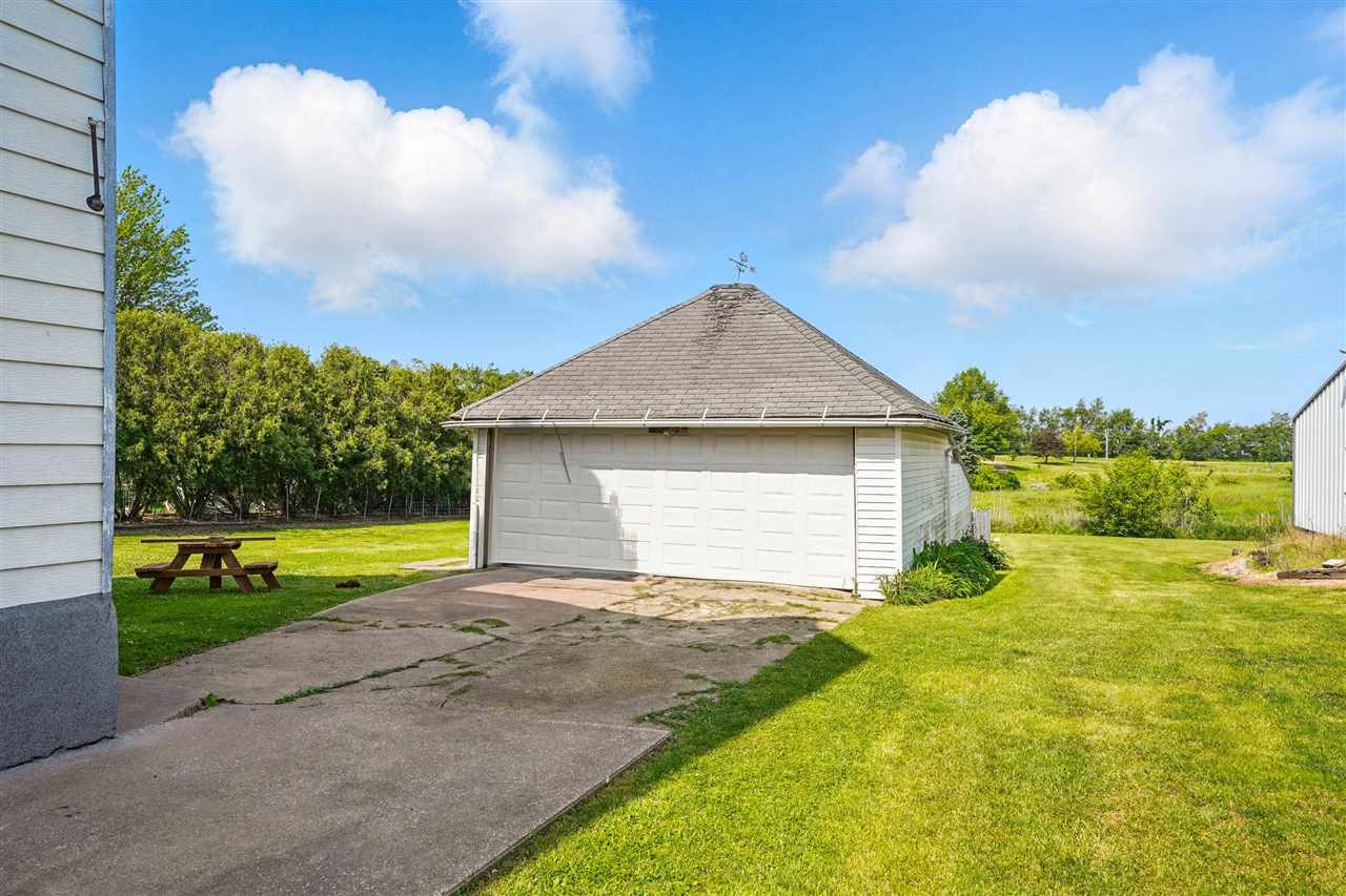 Property Photo 35