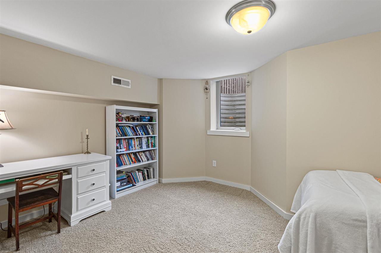 Property Photo 26
