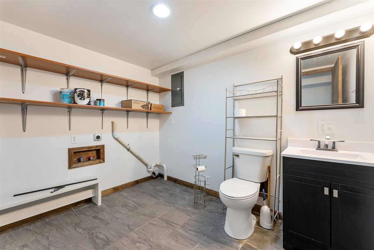 Property Photo 25