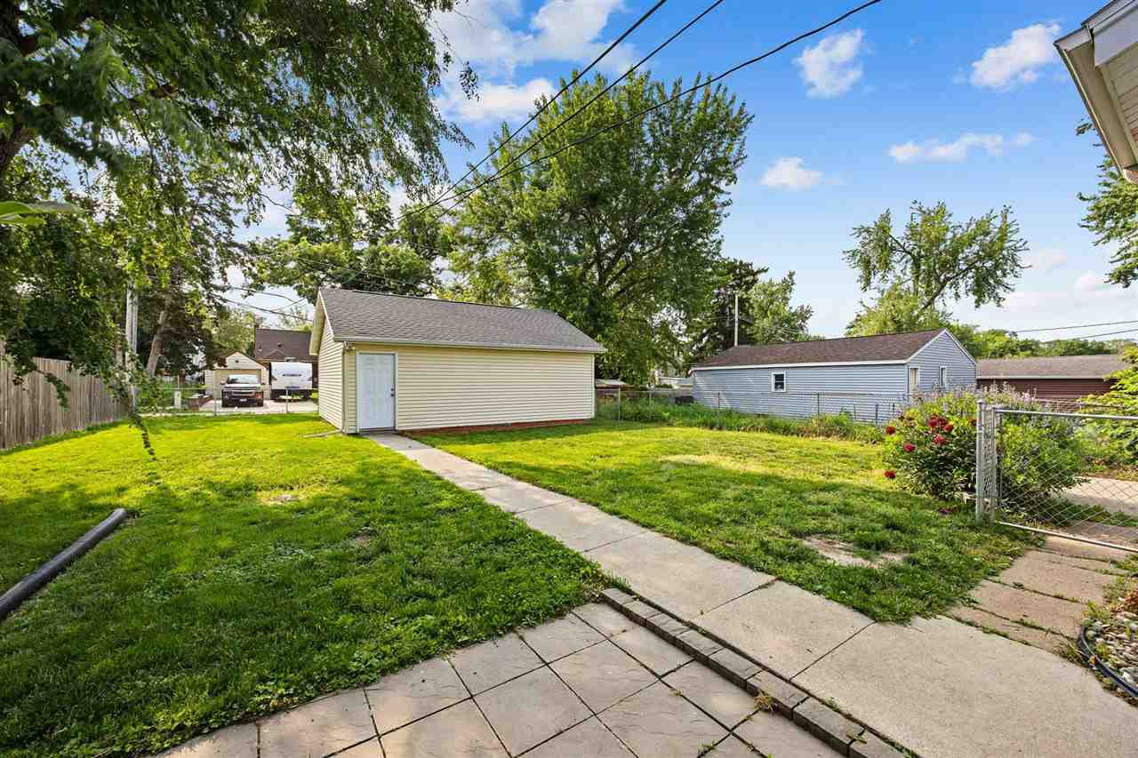 Property Photo 28