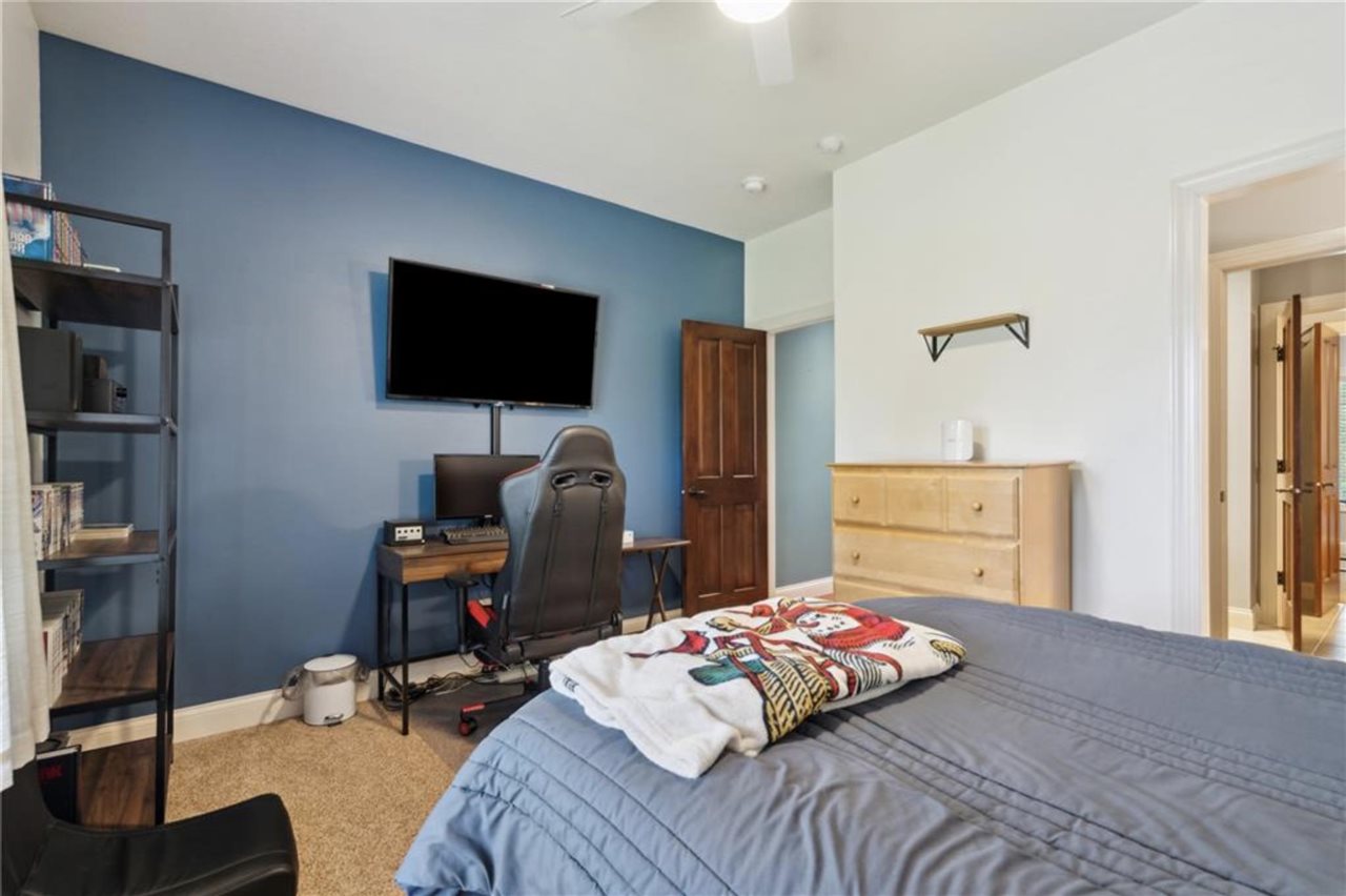 Property Photo 24