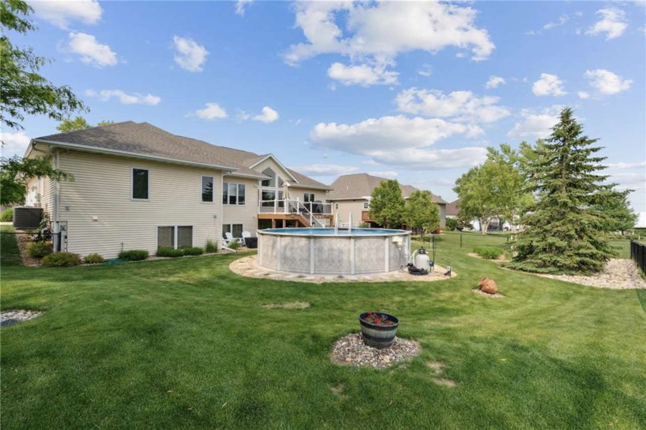 Property Photo 37
