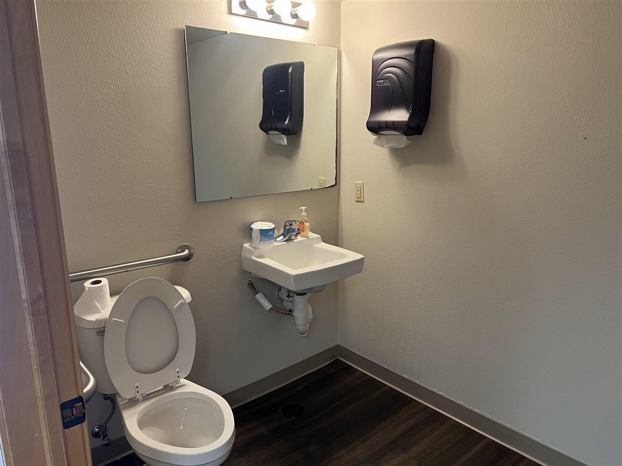 Property Photo 32