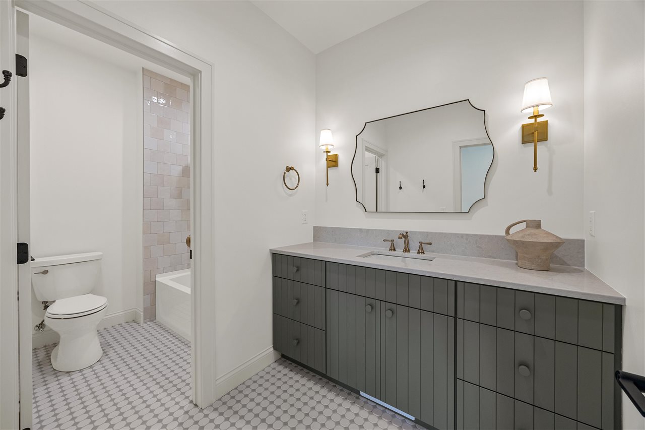 Property Photo 51